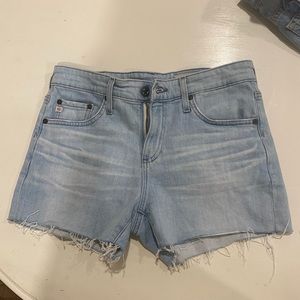 Comfy jean shorts!